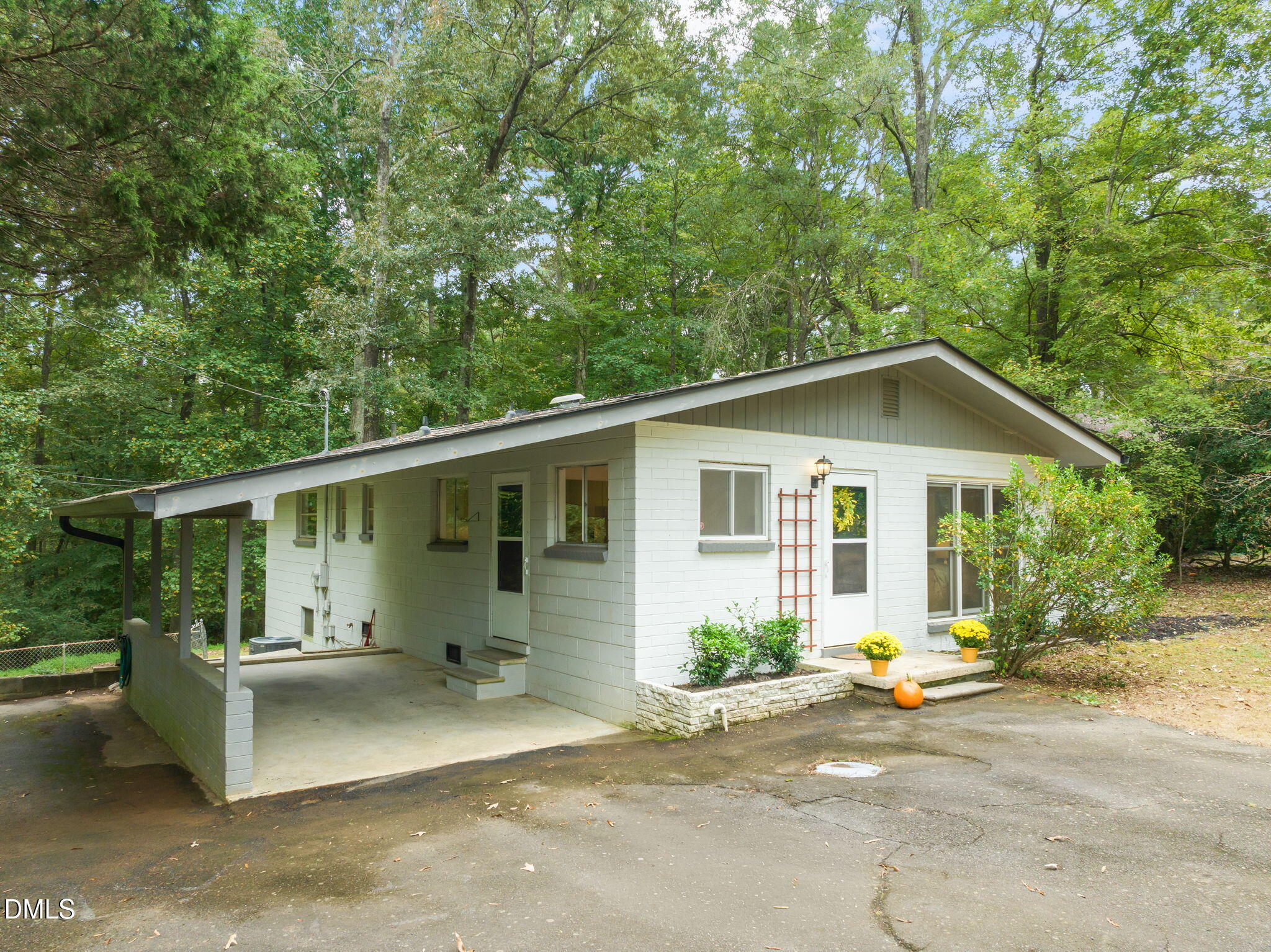 3708 Knollwood Drive