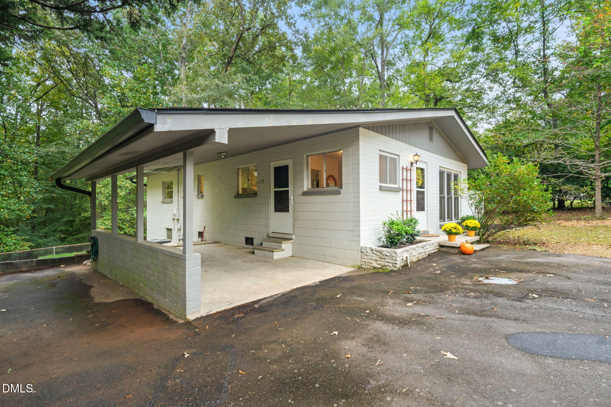 3708 Knollwood Drive