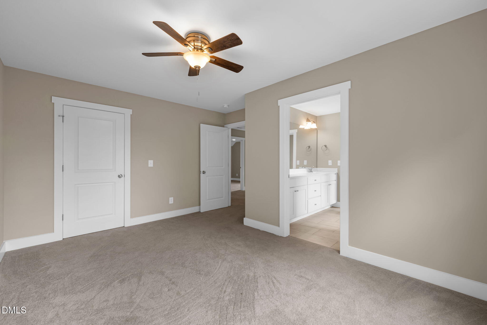 503 Sunglow Court