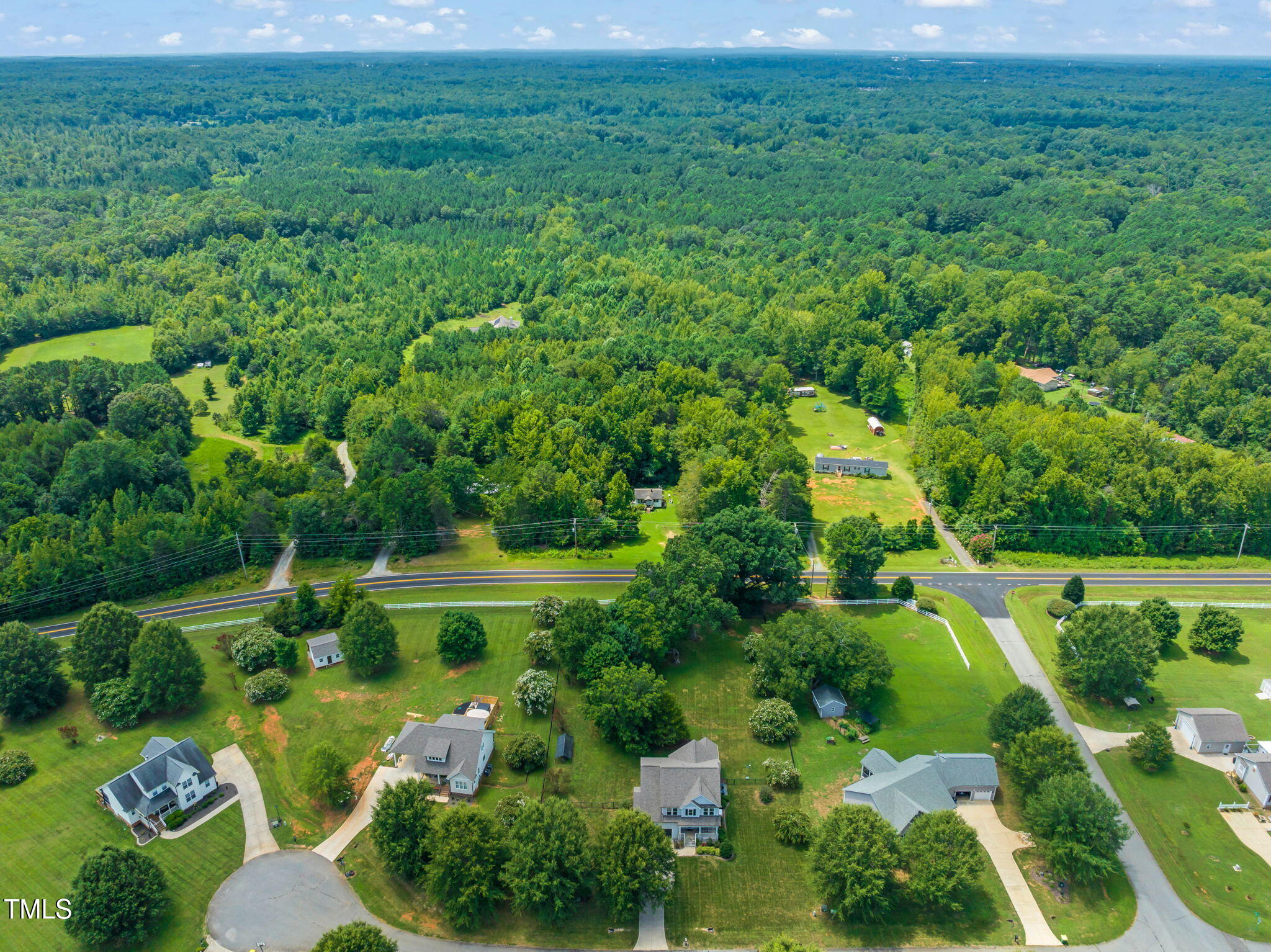503 Sunglow Court