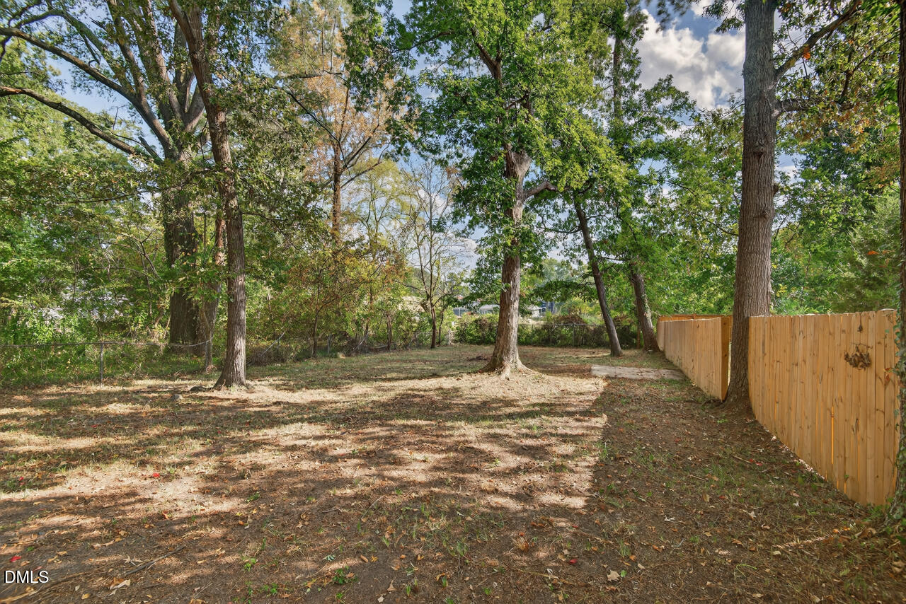 1209 W Murray Avenue