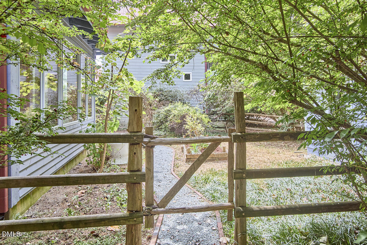 133 Circadian Way