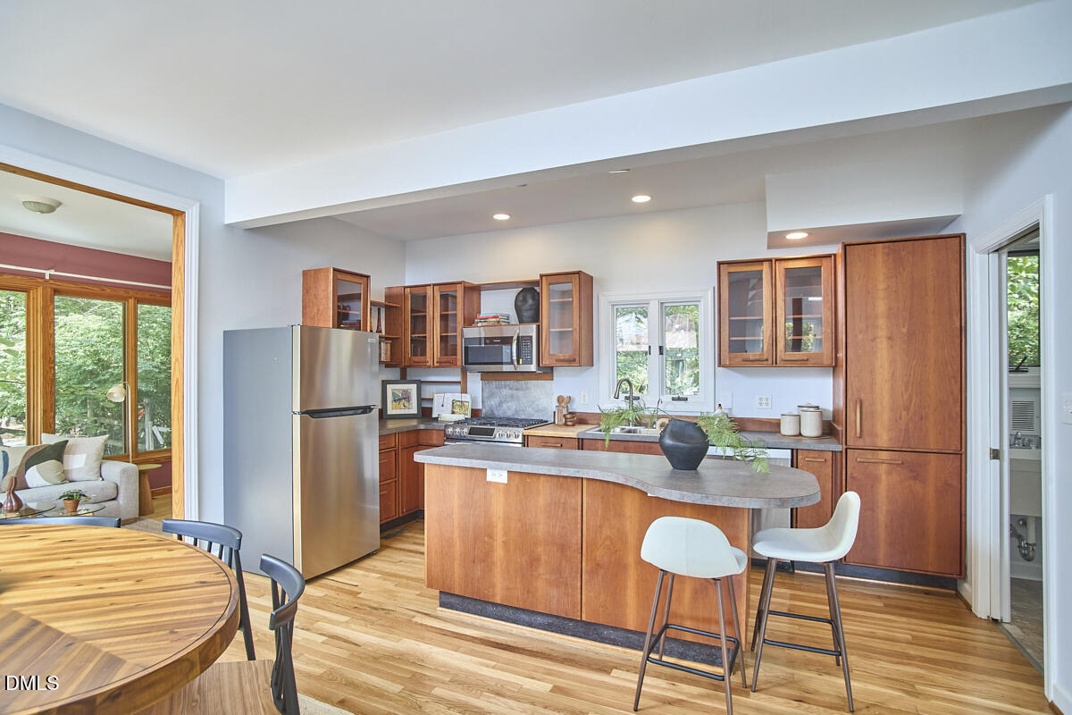 133 Circadian Way