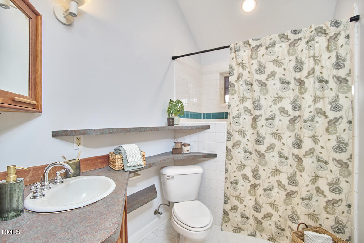 133 Circadian Way