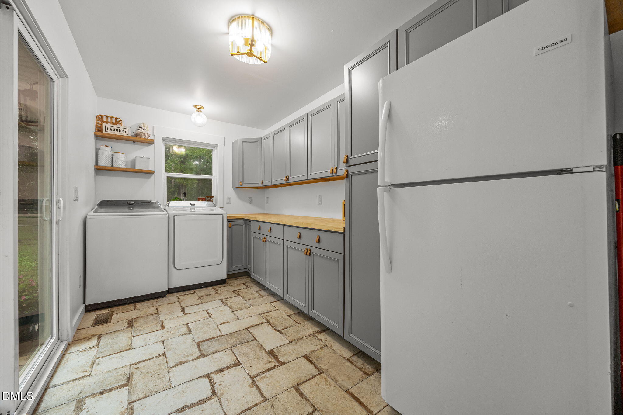 320 Dewitt Smith Road