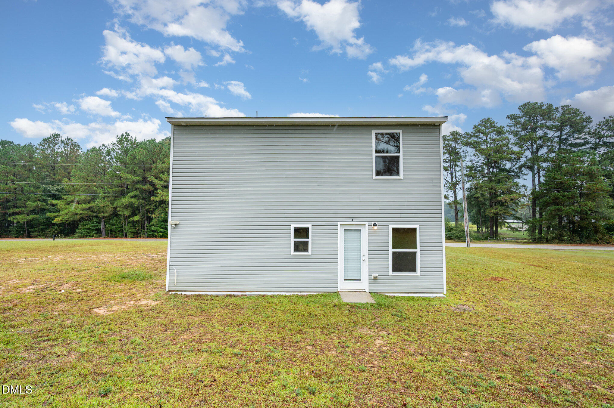 107 Deanne Lane