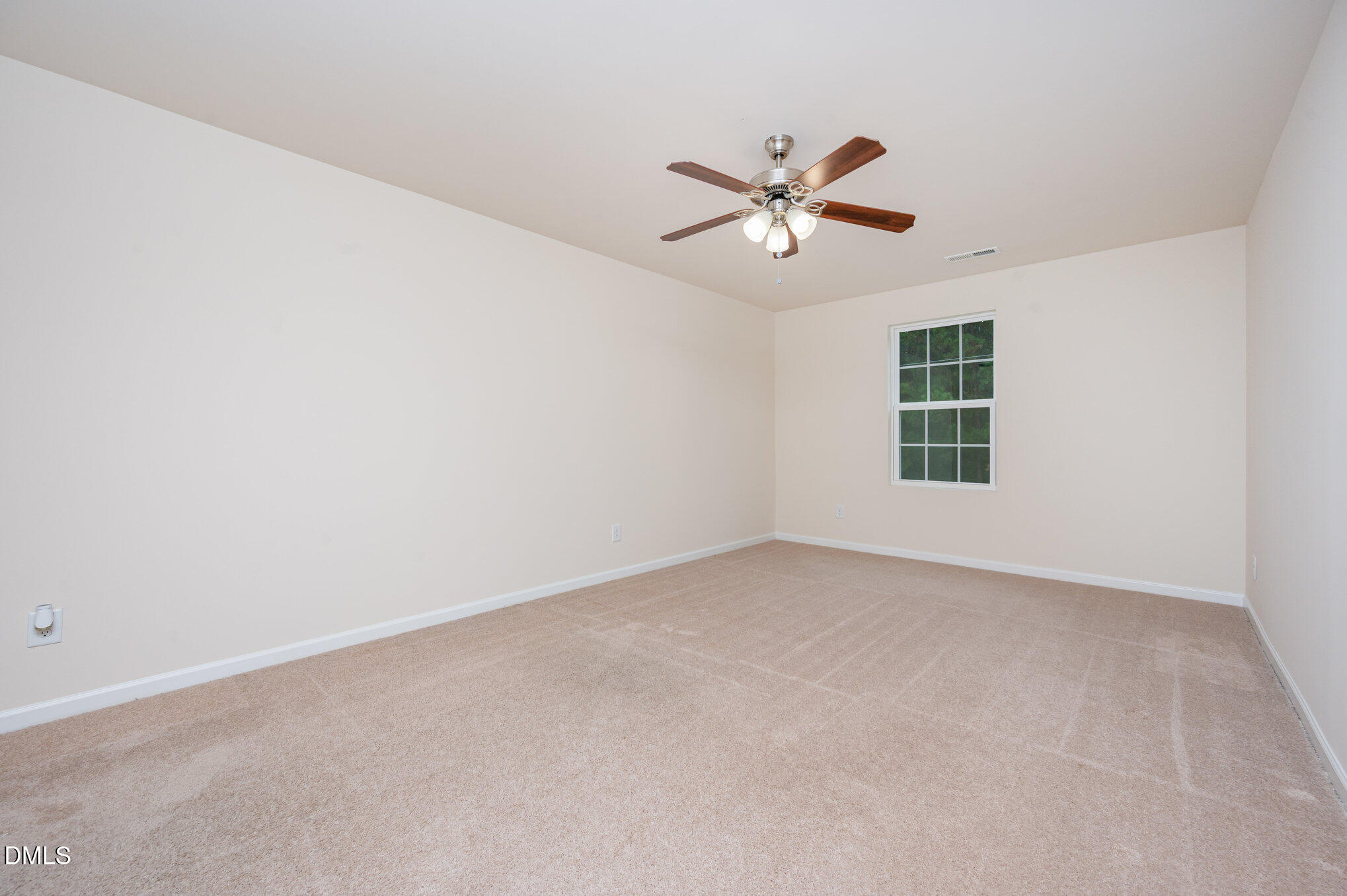 107 Deanne Lane