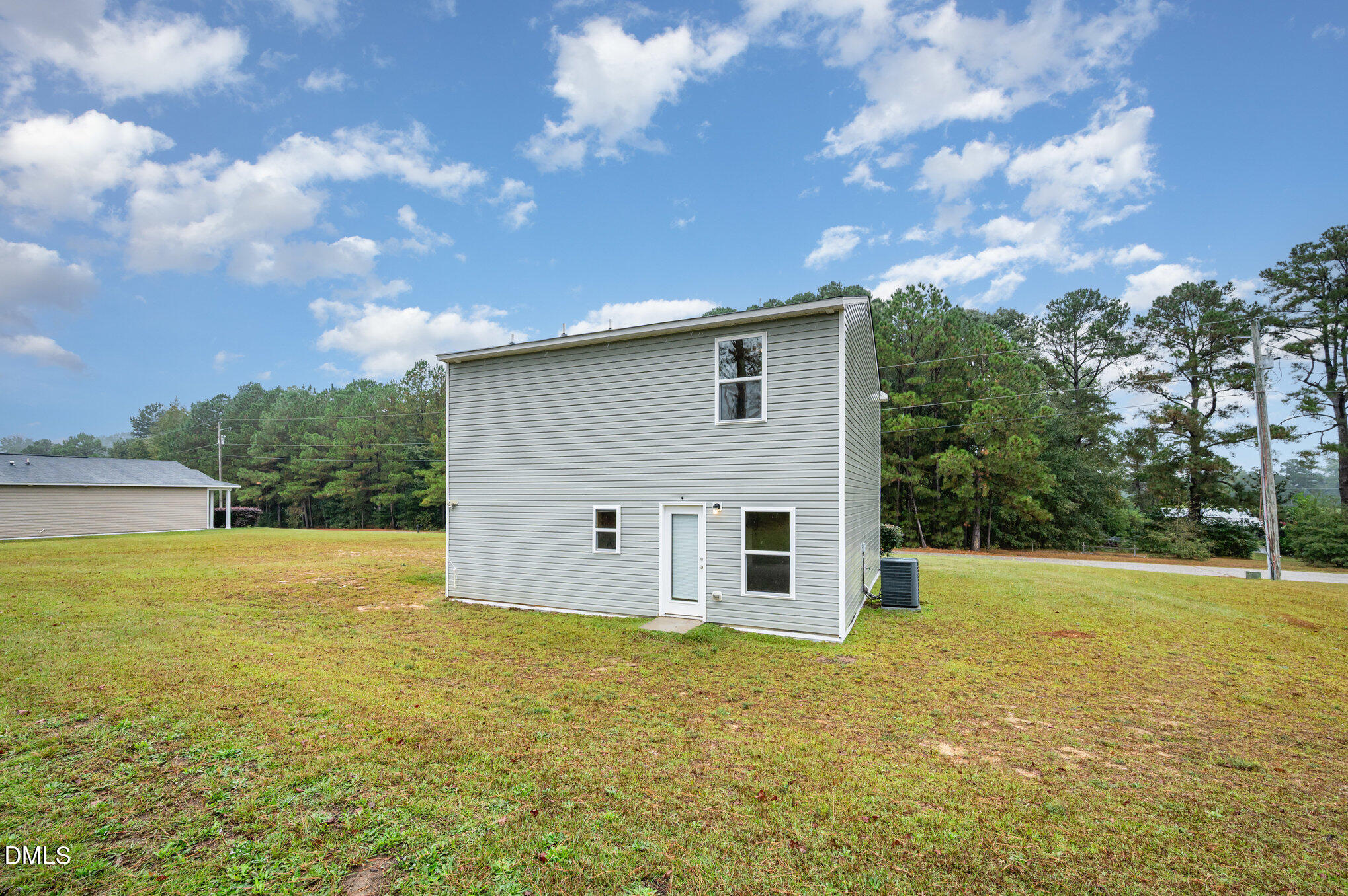 107 Deanne Lane