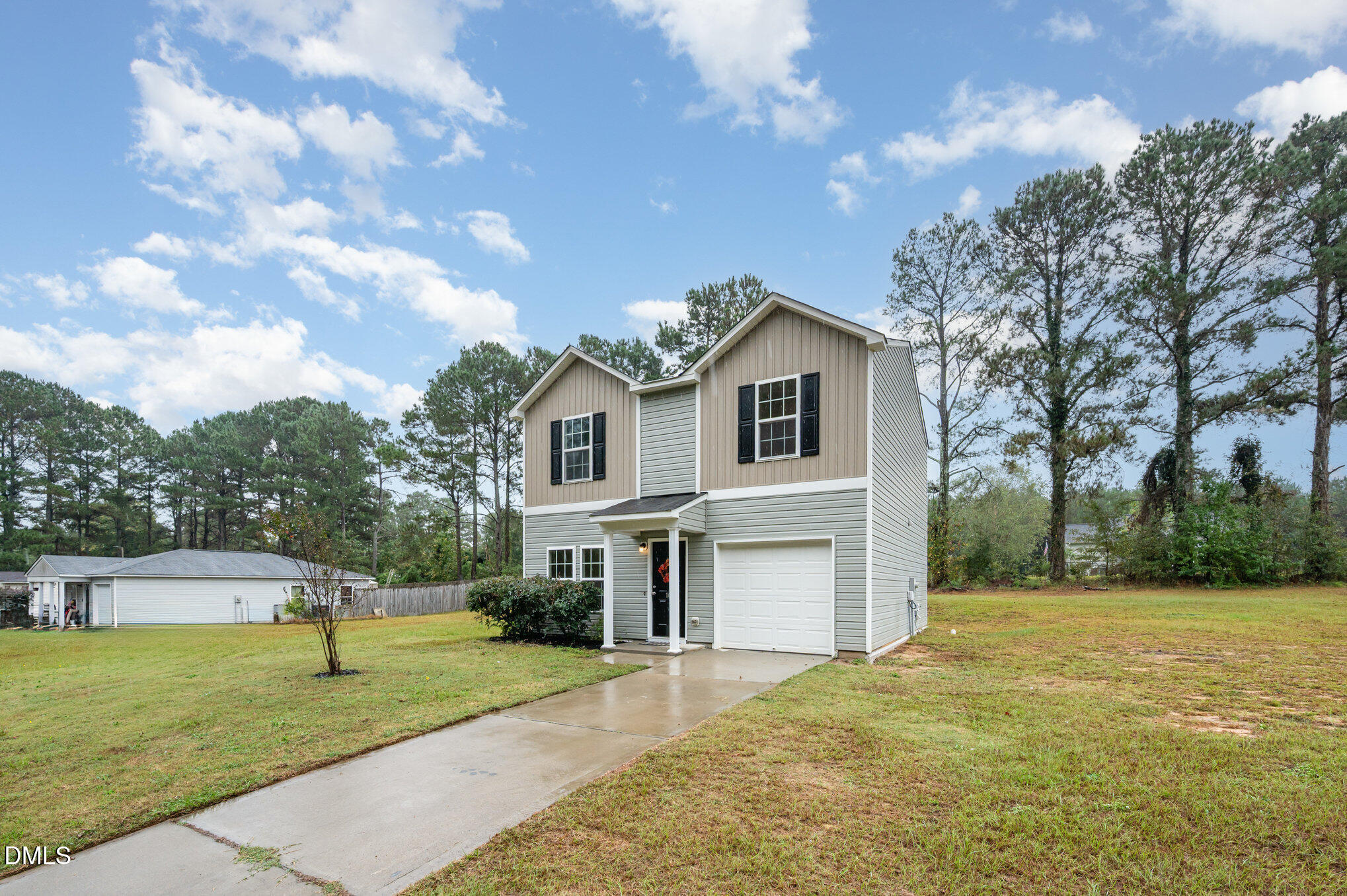 107 Deanne Lane