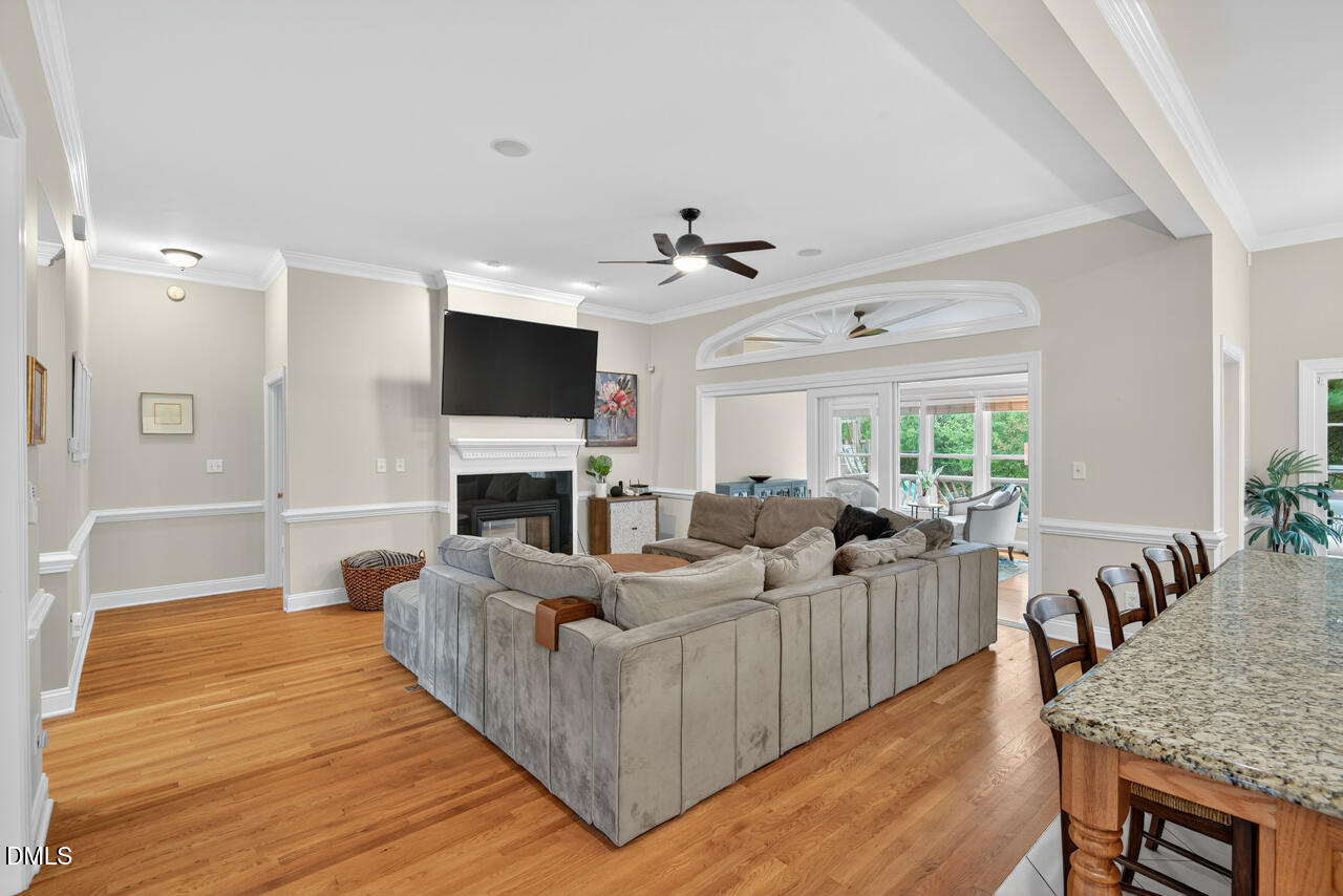 2811 Lindenshire Drive
