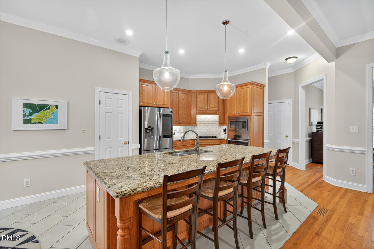 2811 Lindenshire Drive