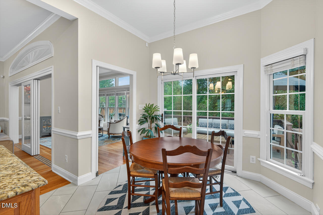 2811 Lindenshire Drive