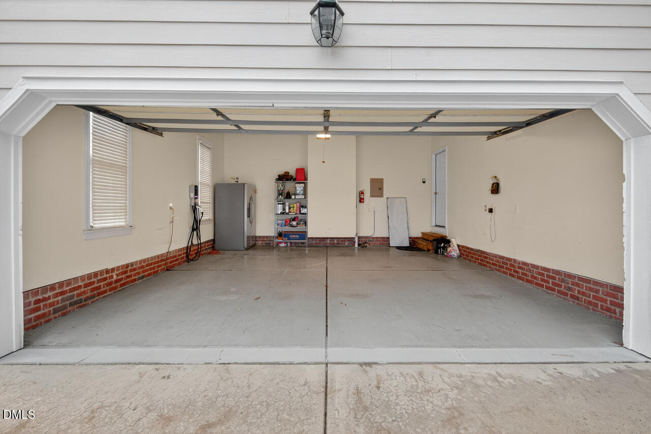 2811 Lindenshire Drive