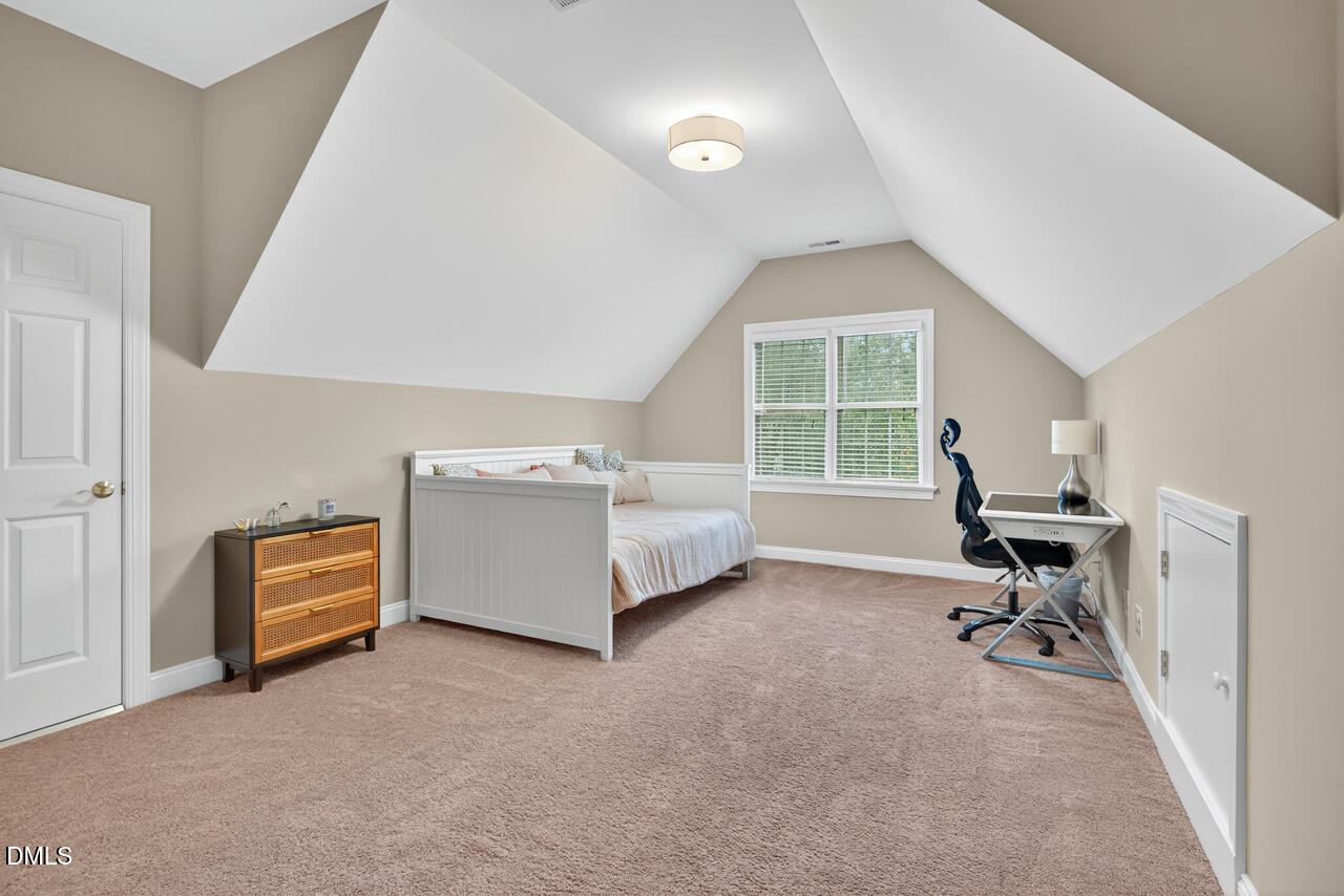 2811 Lindenshire Drive