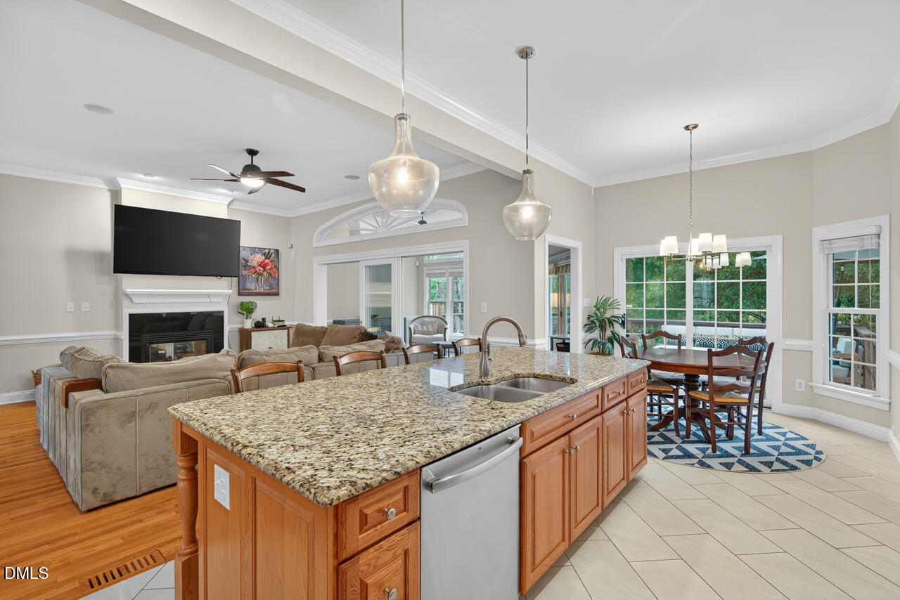 2811 Lindenshire Drive