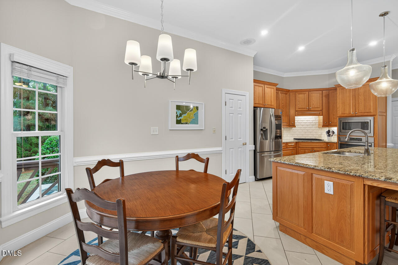 2811 Lindenshire Drive