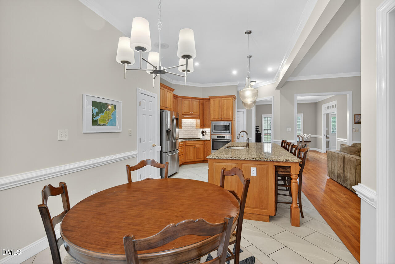 2811 Lindenshire Drive