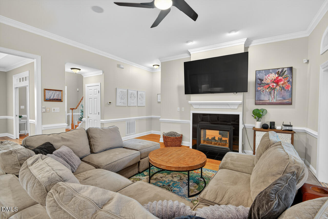 2811 Lindenshire Drive