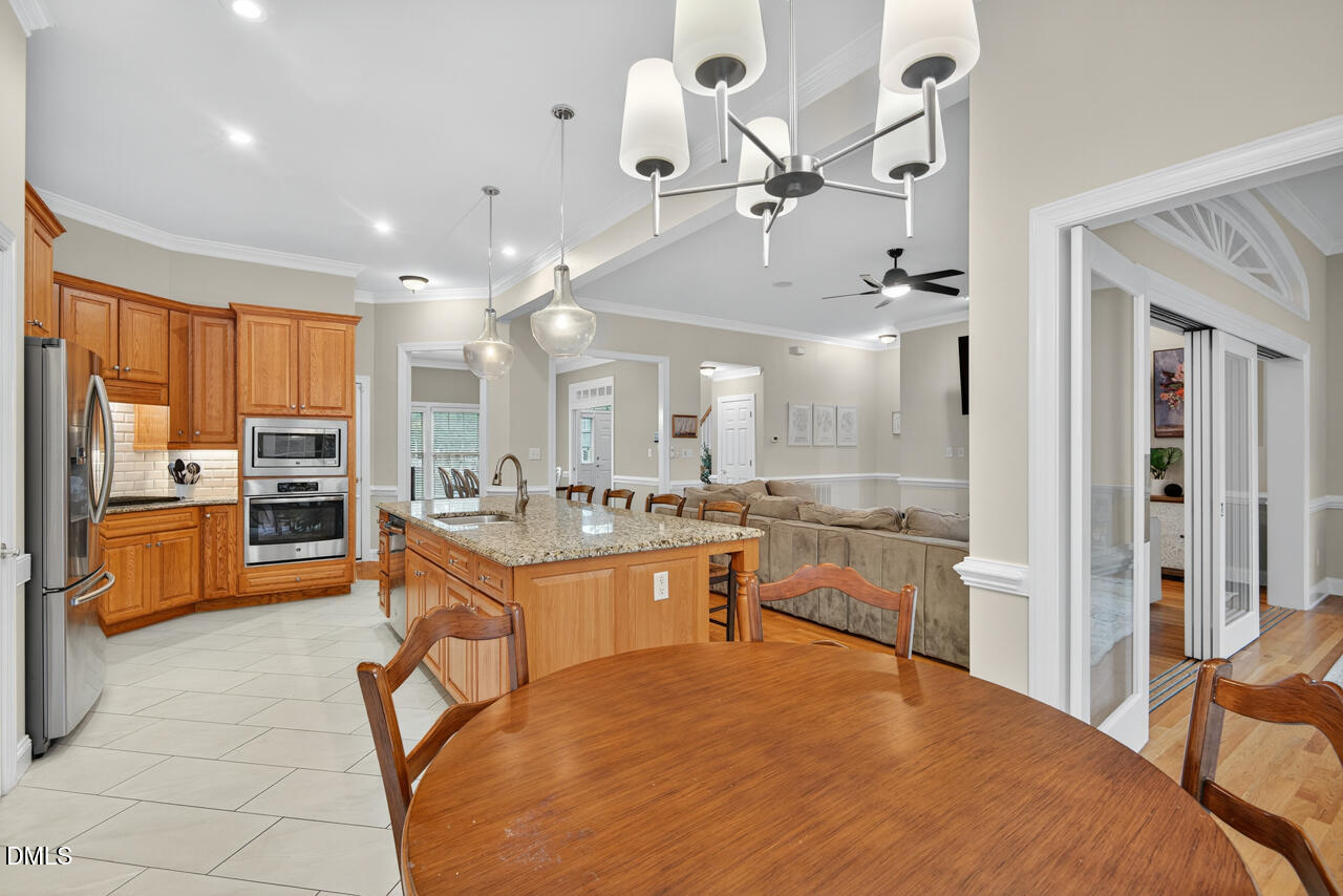 2811 Lindenshire Drive