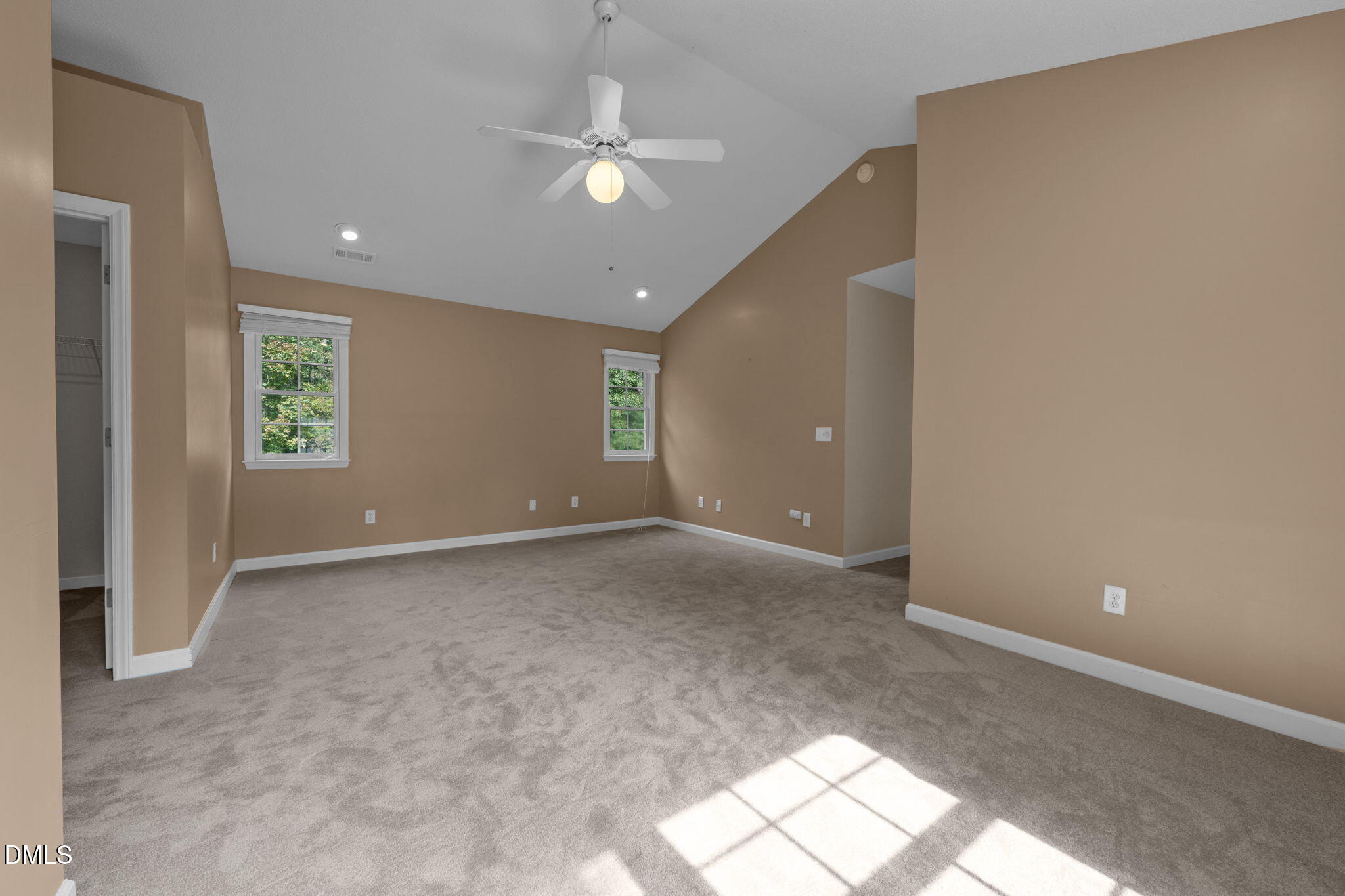 16 Quail Hunt Circle