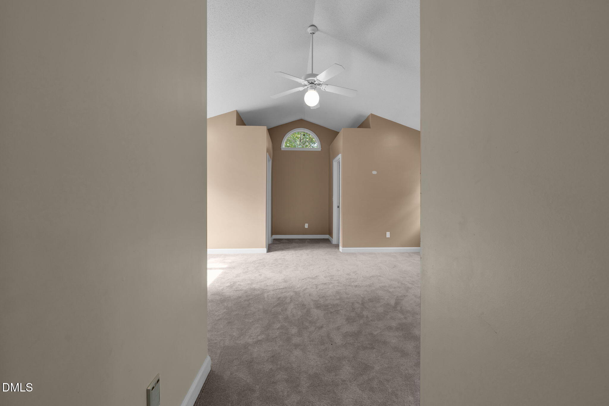 16 Quail Hunt Circle