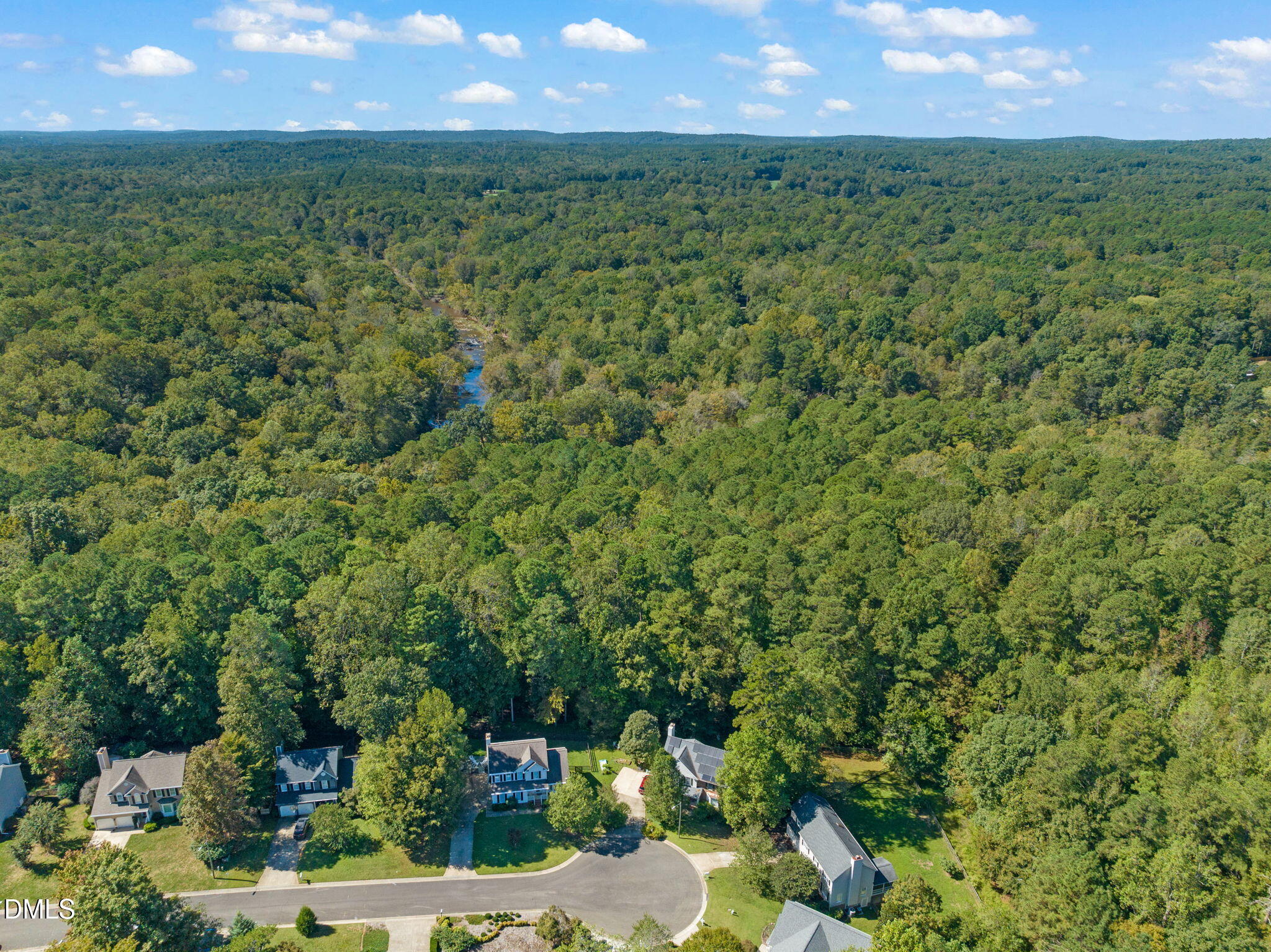 16 Quail Hunt Circle