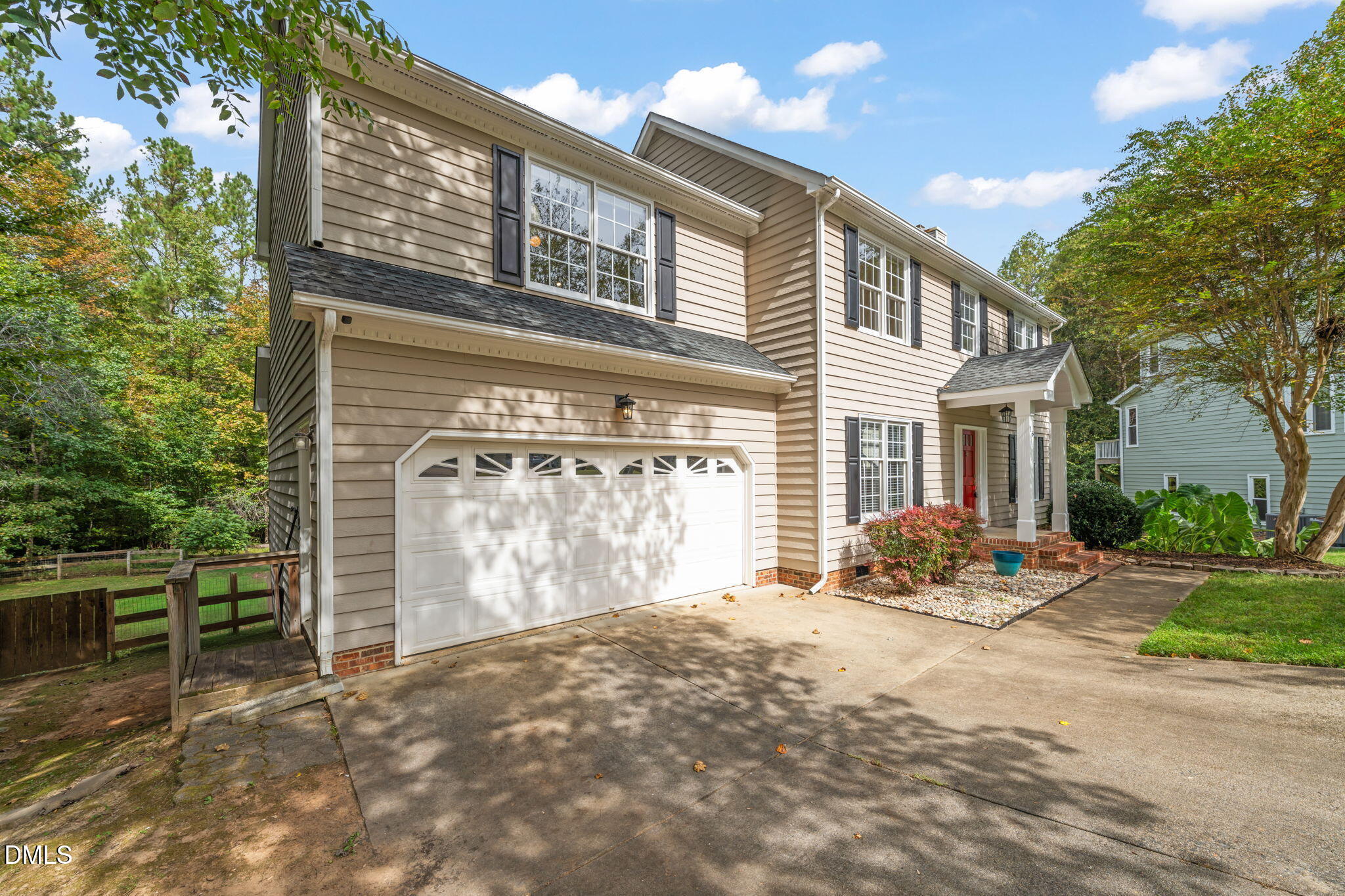 16 Quail Hunt Circle
