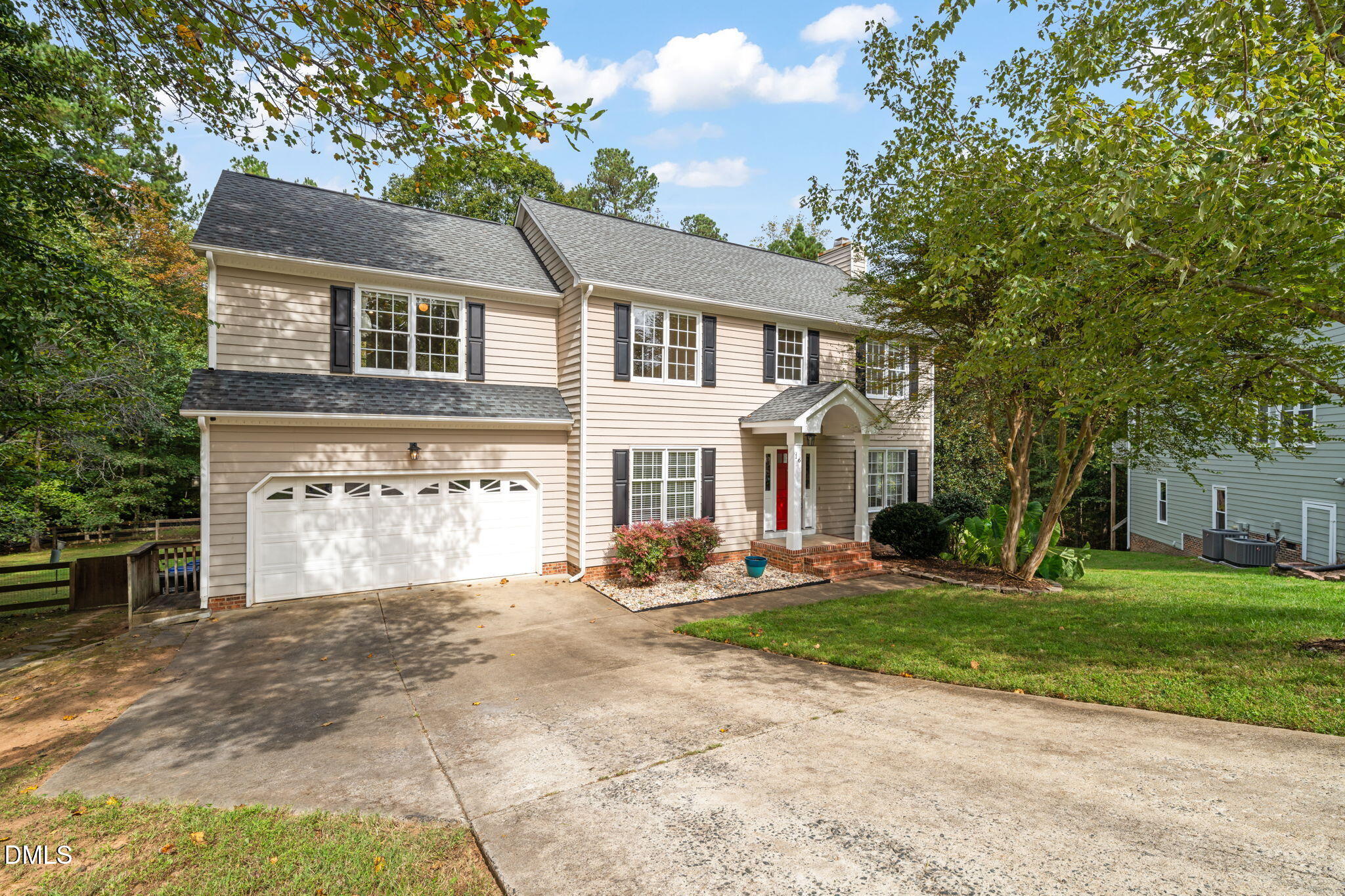 16 Quail Hunt Circle