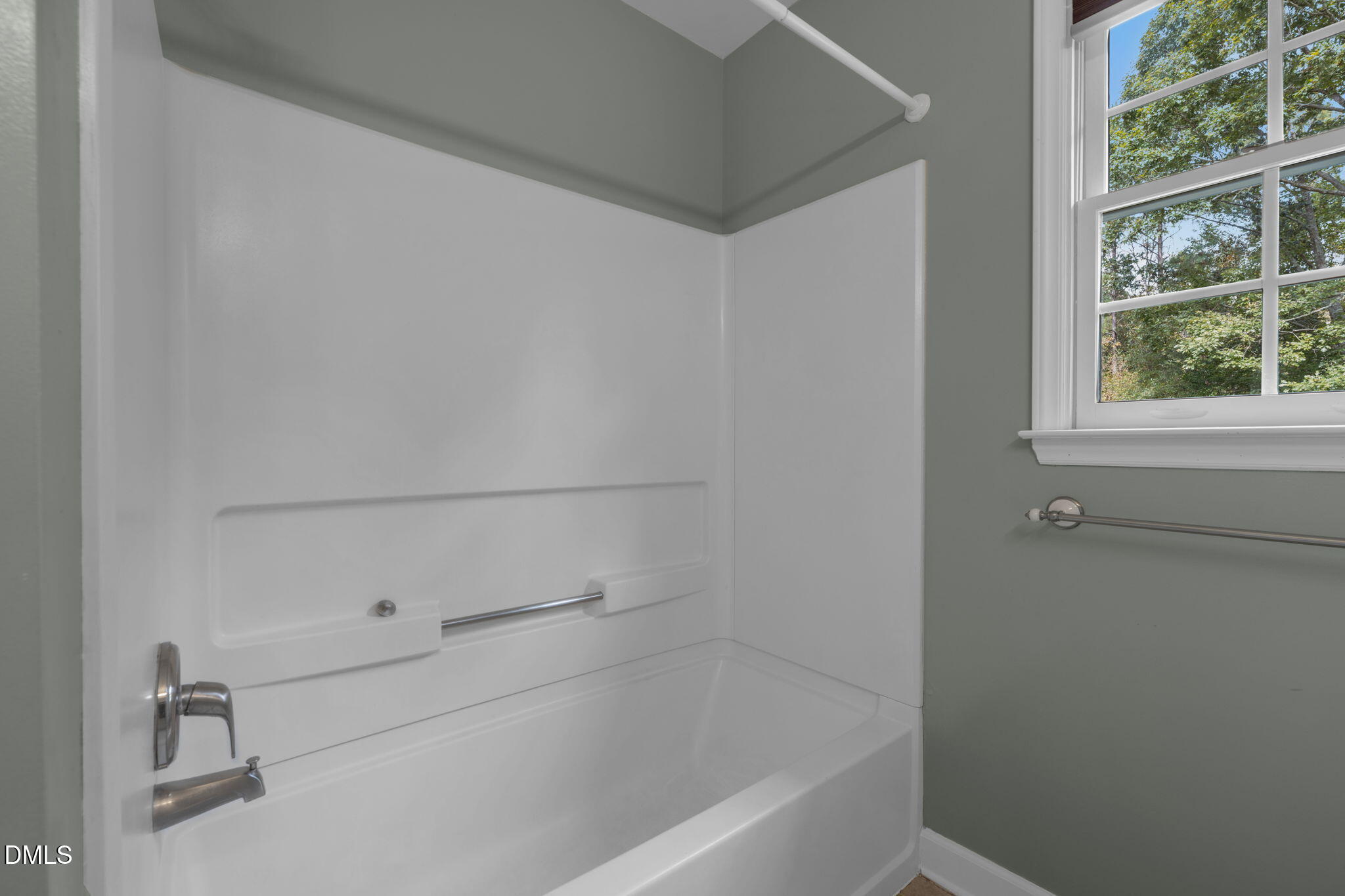 16 Quail Hunt Circle