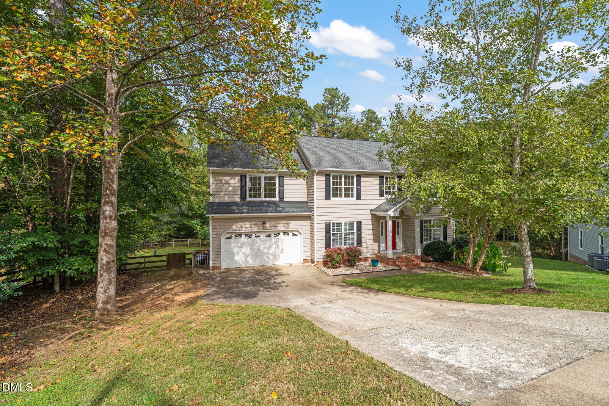 16 Quail Hunt Circle