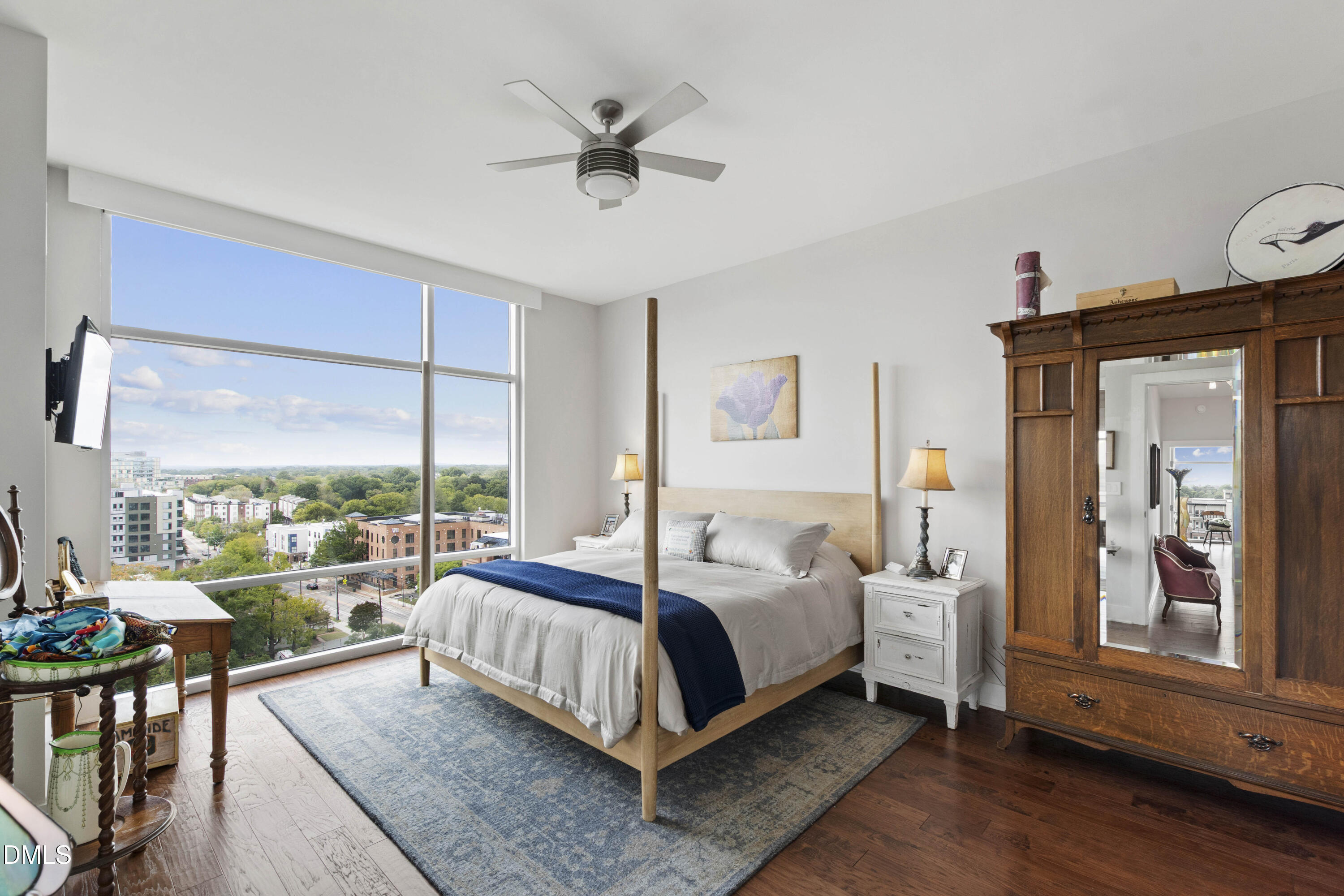 140 W Franklin Street Unit 703