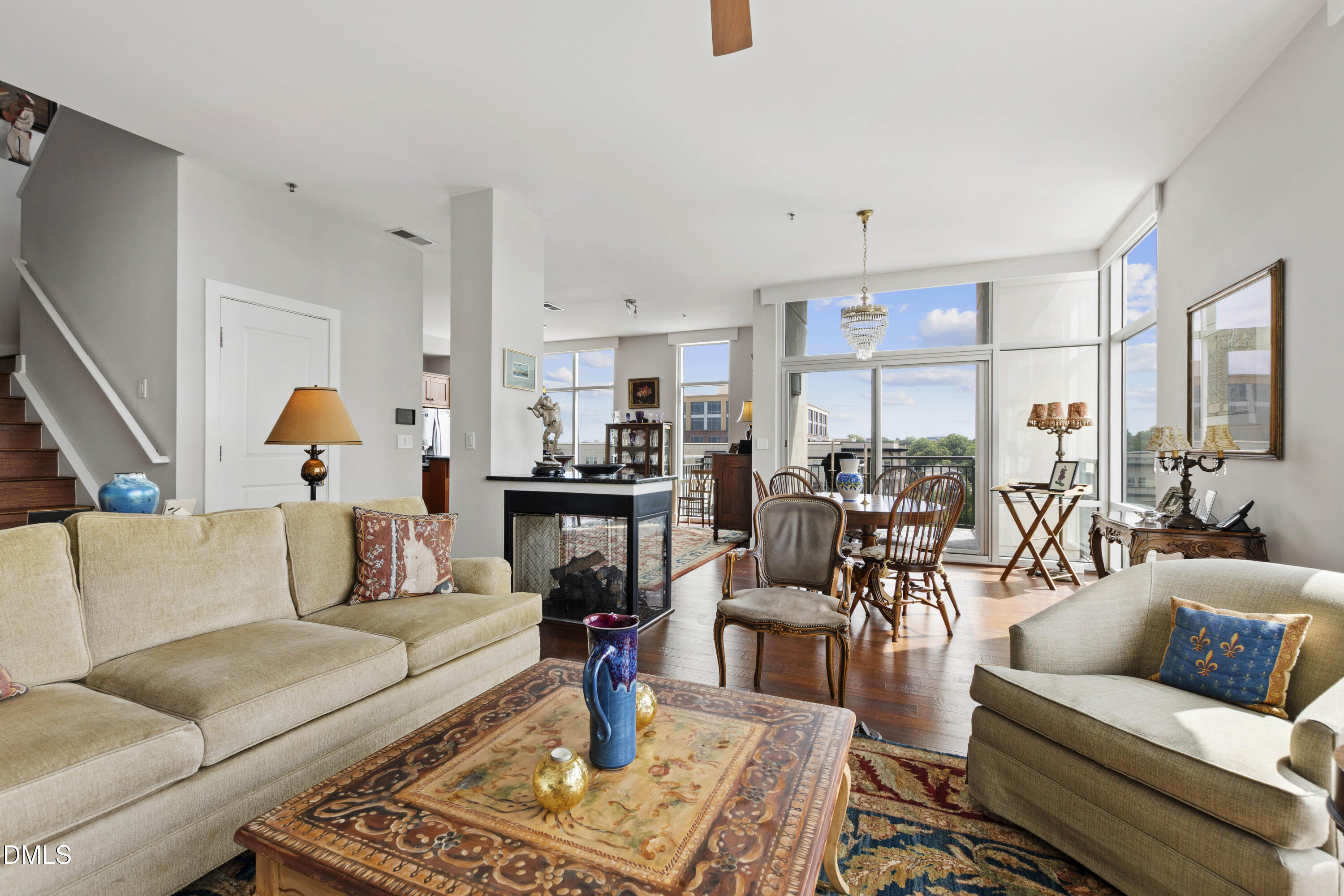 140 W Franklin Street Unit 703