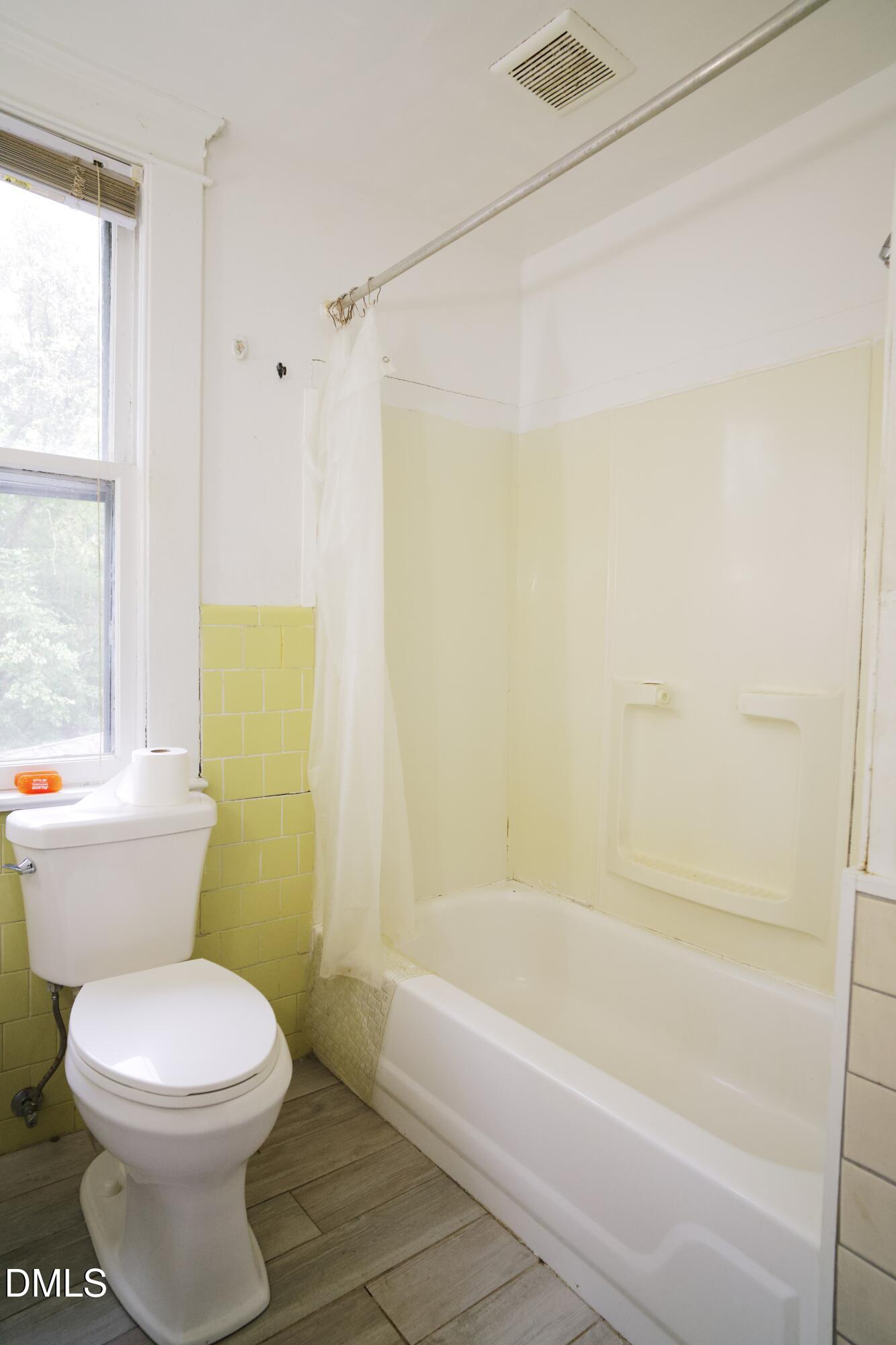 1113 Camden Avenue Avenue