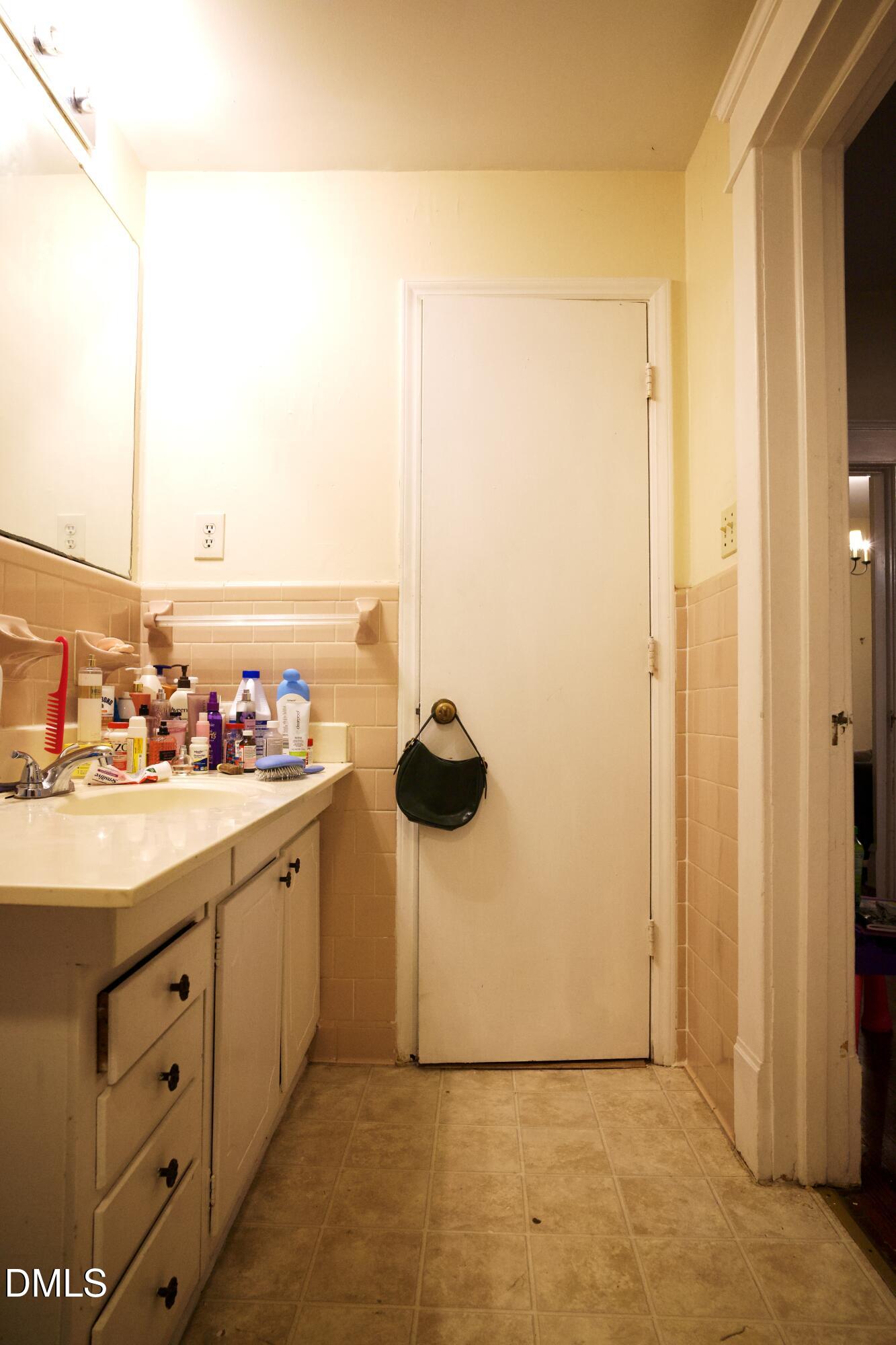 1113 Camden Avenue Avenue