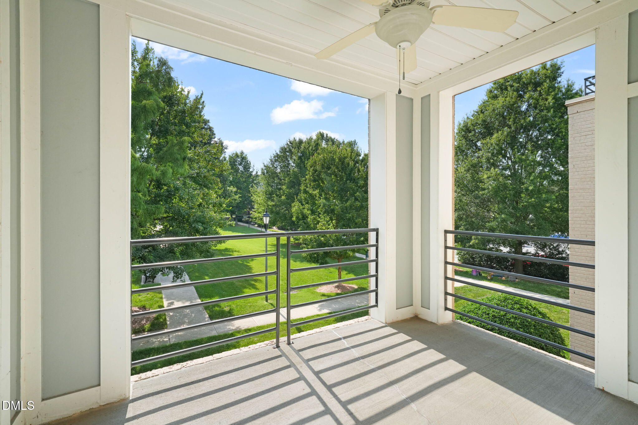 501 Finsbury Street # 204