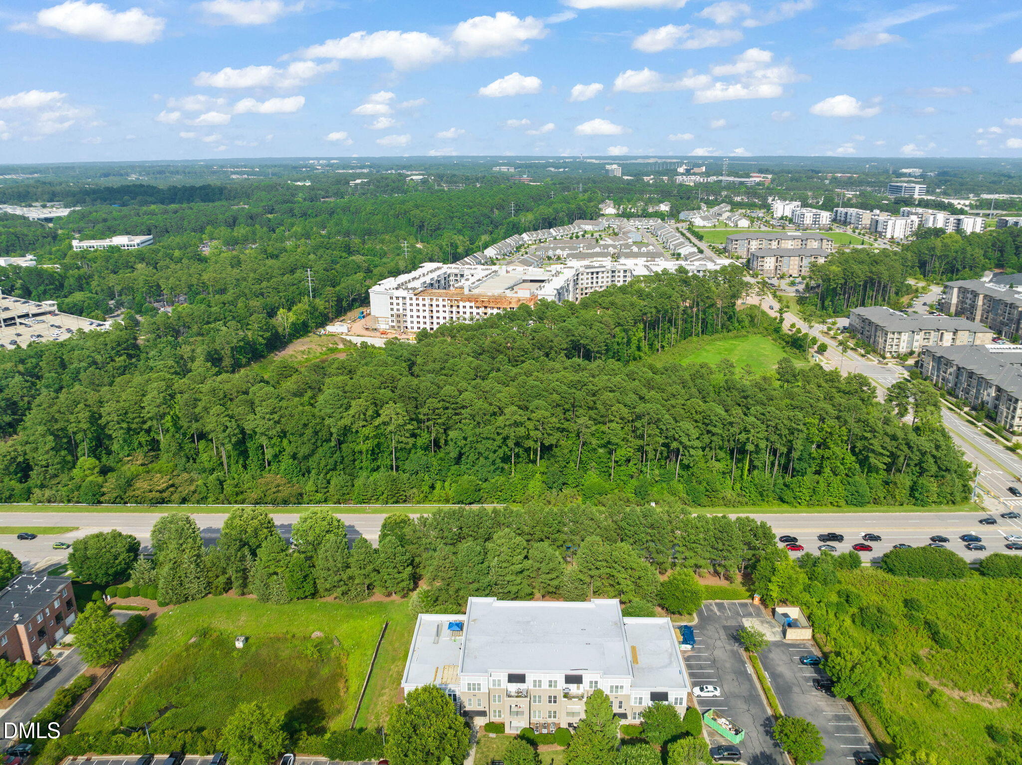 501 Finsbury Street # 204