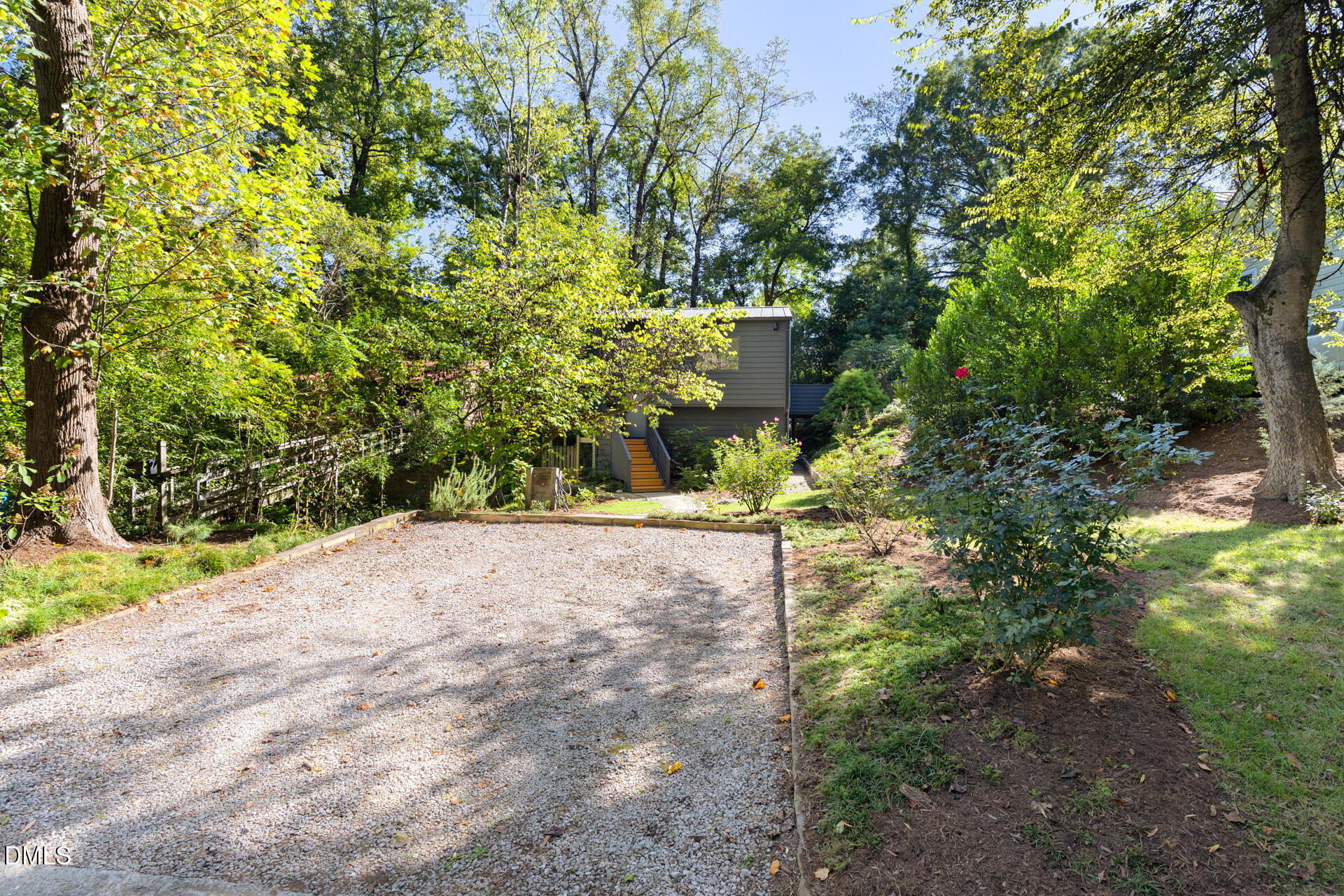 217 Dacian Avenue
