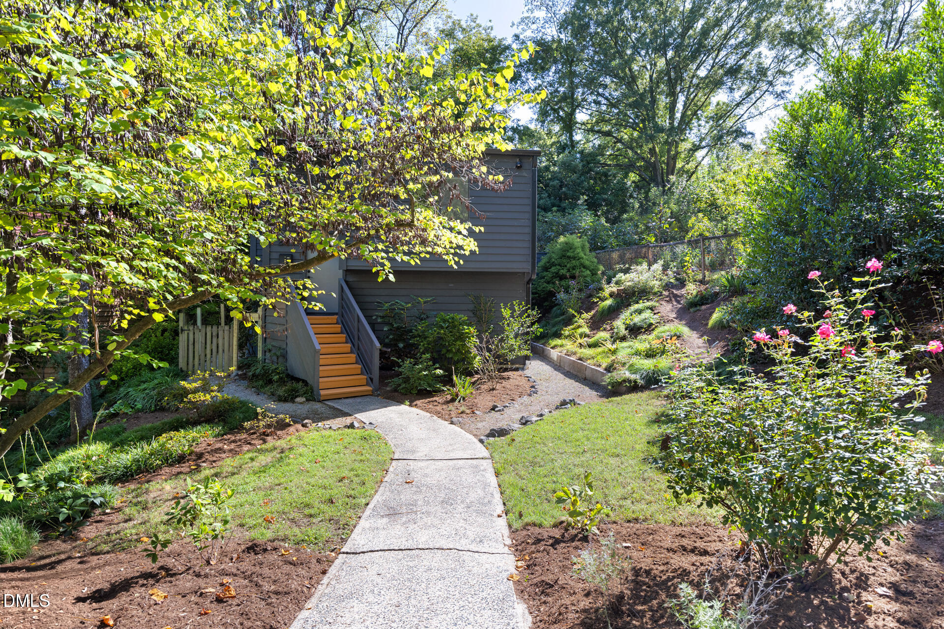 217 Dacian Avenue