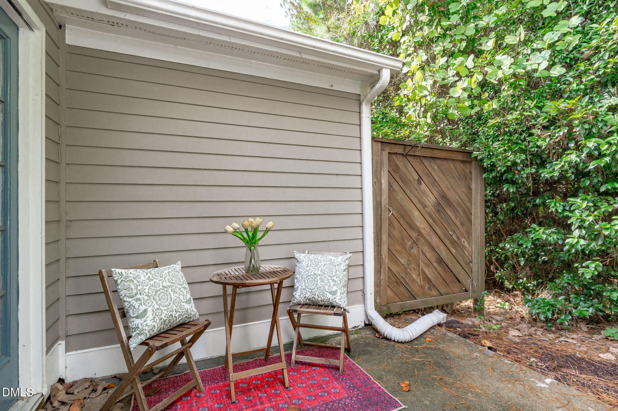 74 Forest Oaks Drive