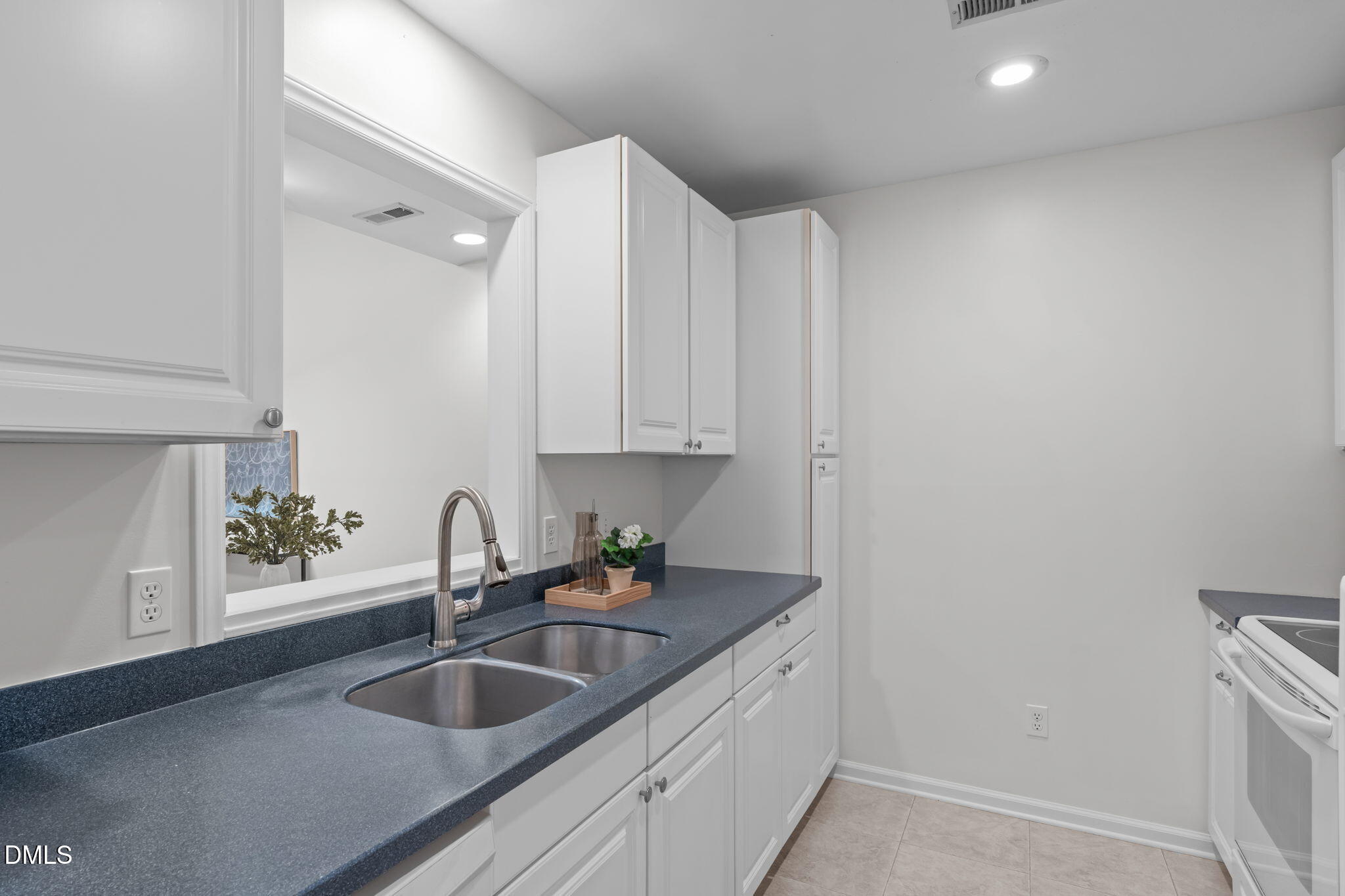 74 Forest Oaks Drive