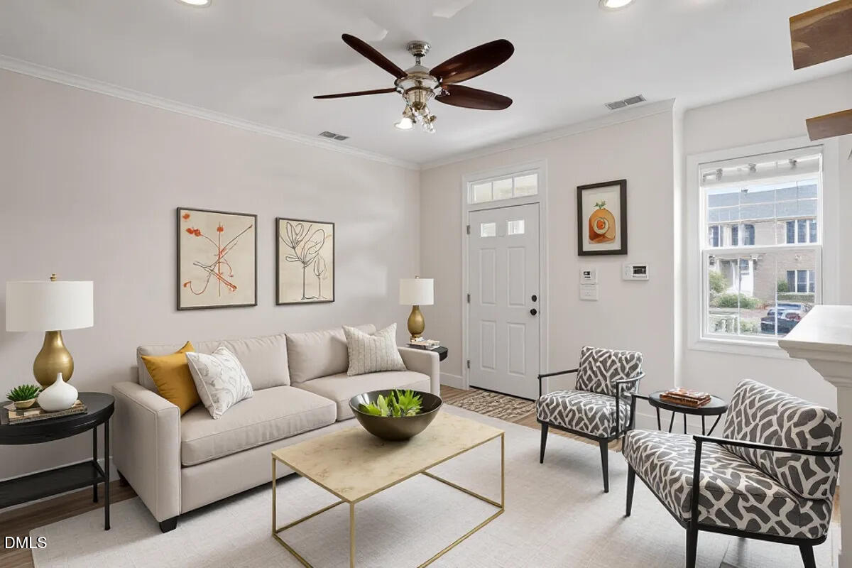 115 Windermere Drive # 204