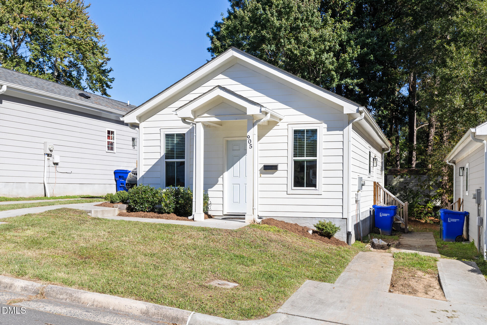 905 Dayton Street, Durham