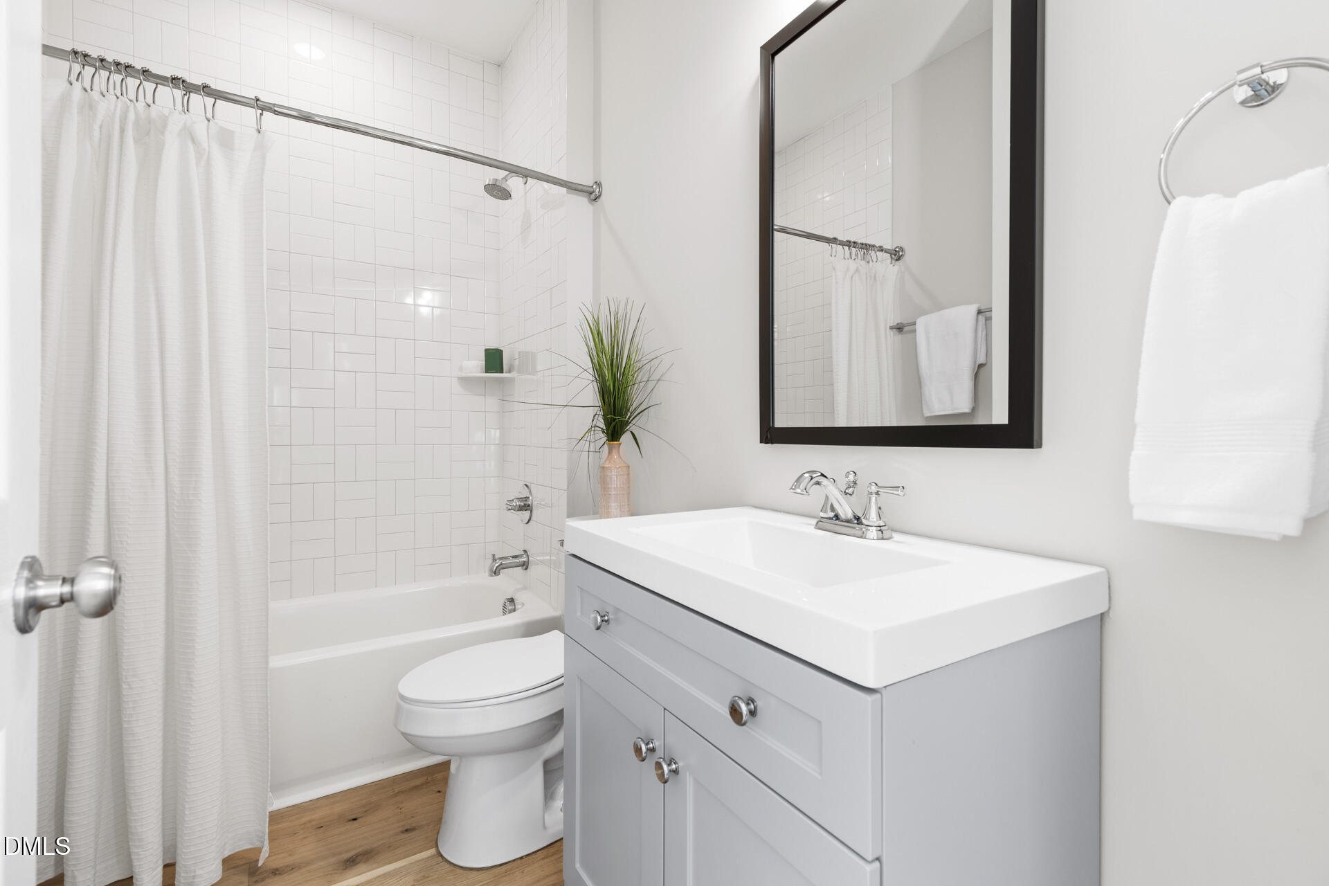 905 Dayton Street, Durham