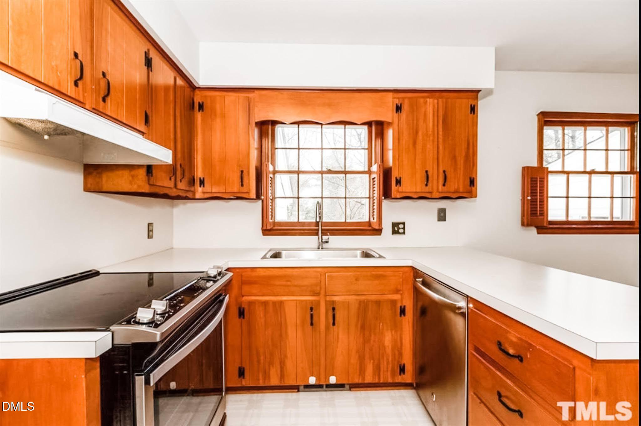 909 Tyrrell Road, Raleigh