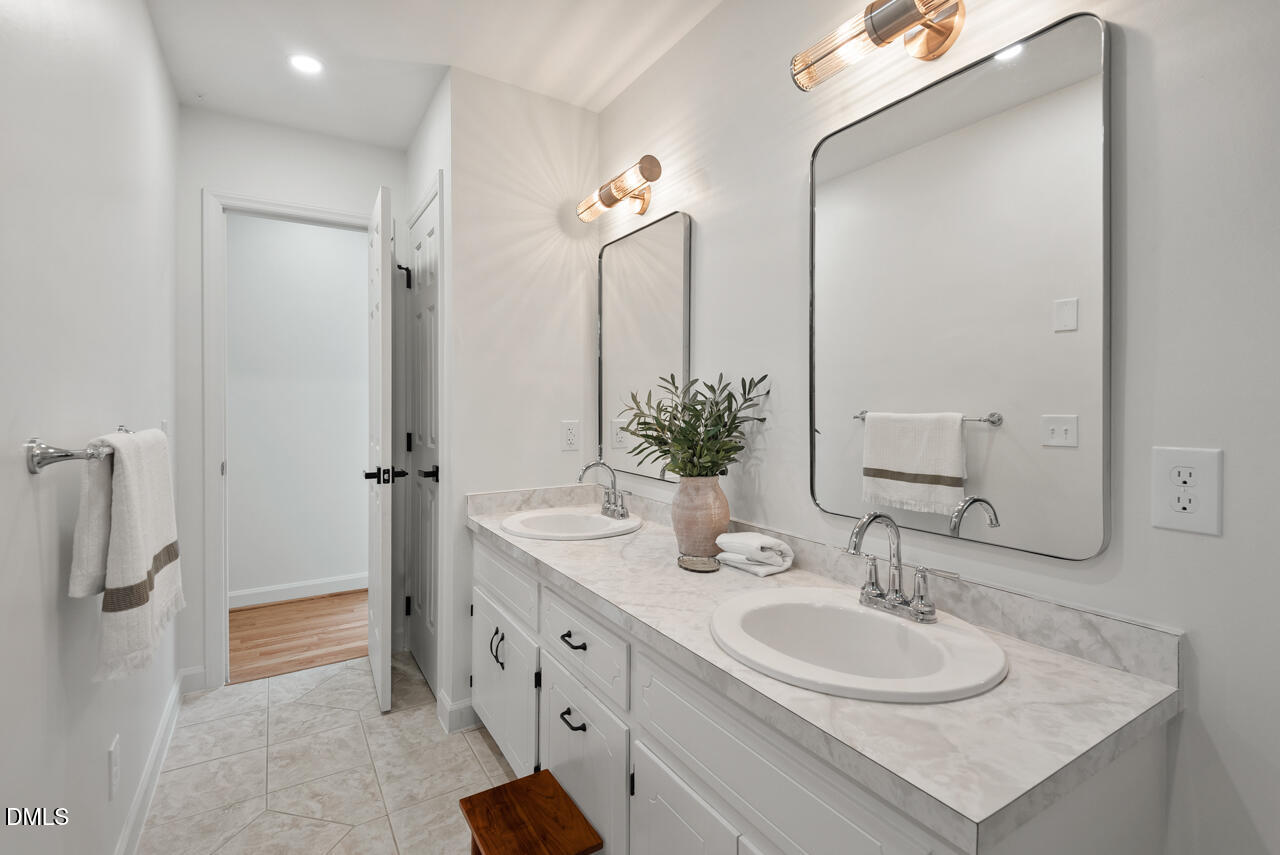 200 Dublin Woods Drive, Cary