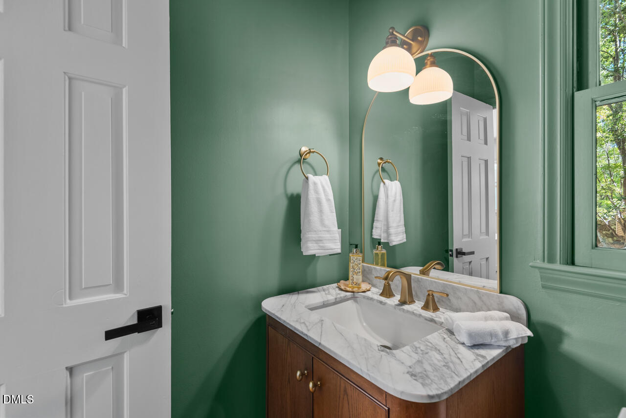 200 Dublin Woods Drive, Cary