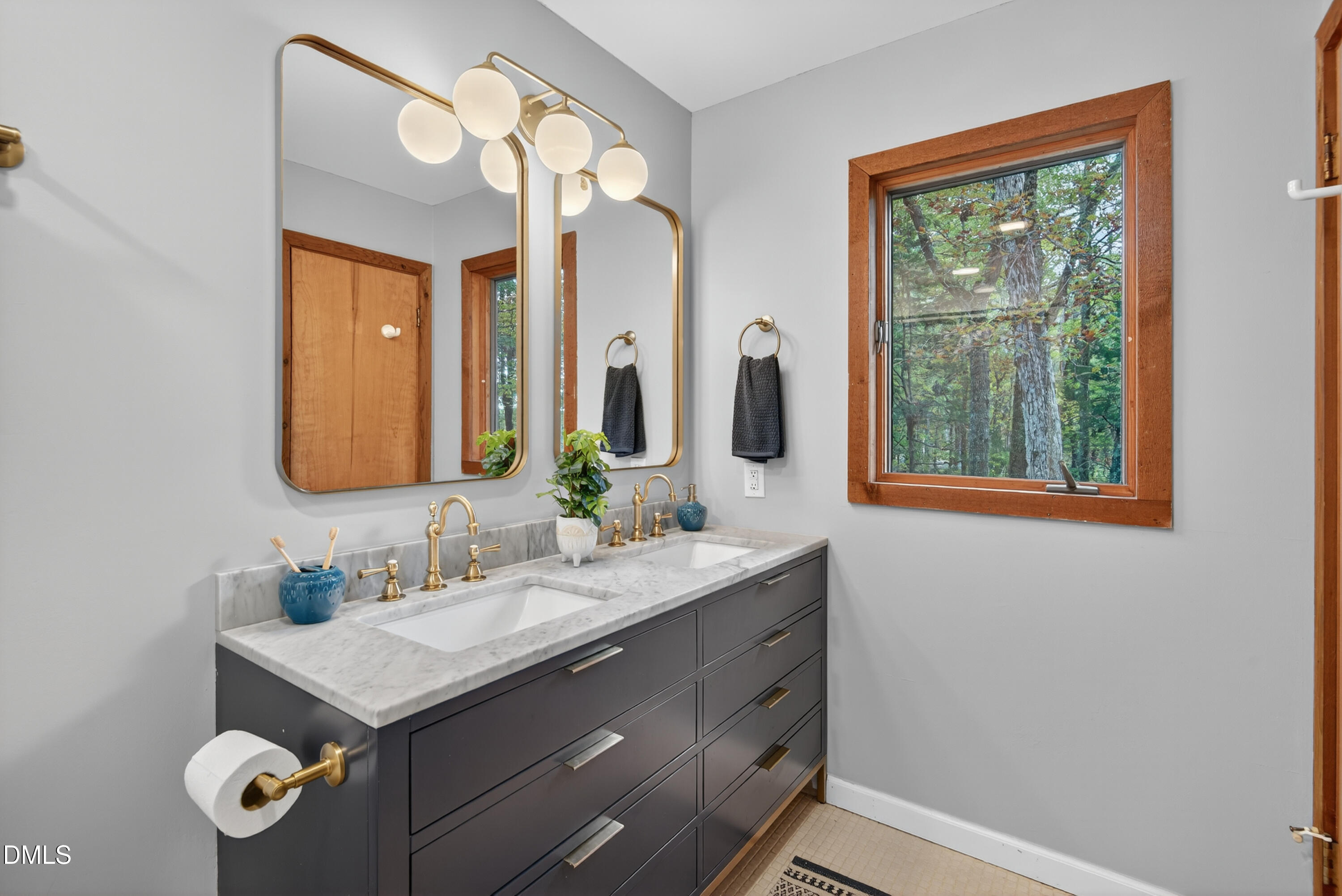 5703 Orange Grove Road