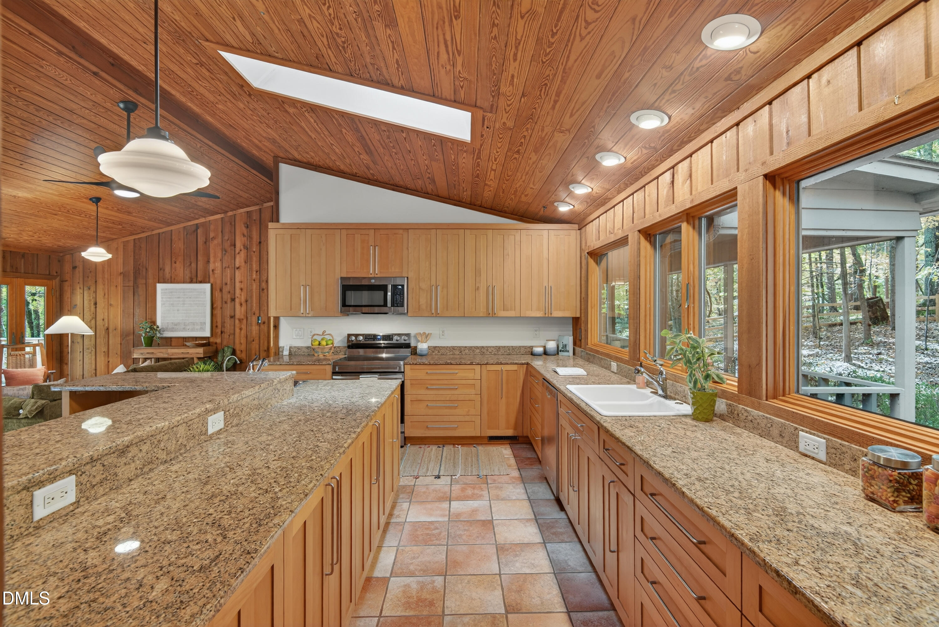 5703 Orange Grove Road