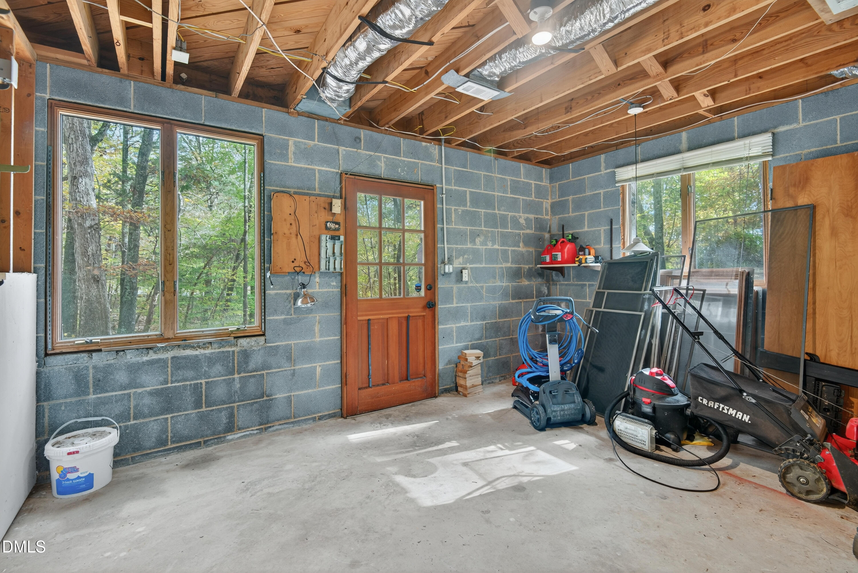 5703 Orange Grove Road