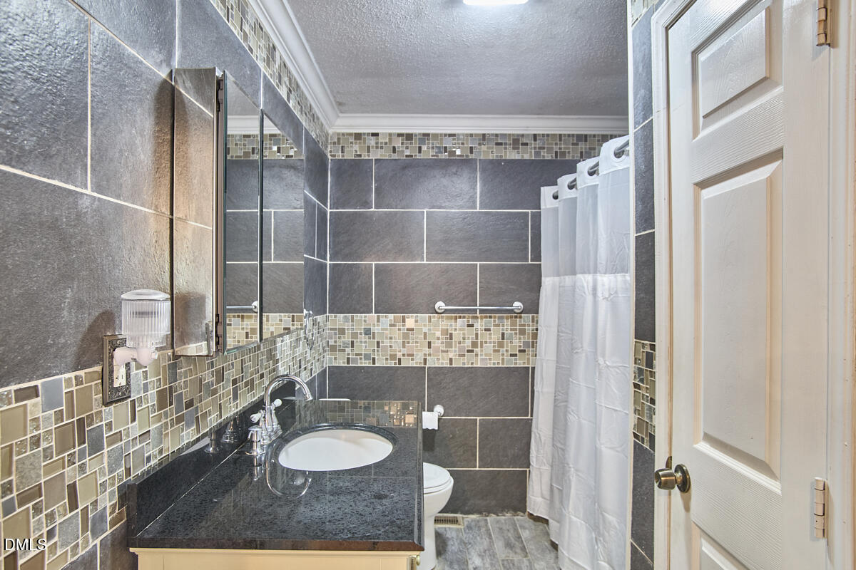 2831 Beechwood Drive